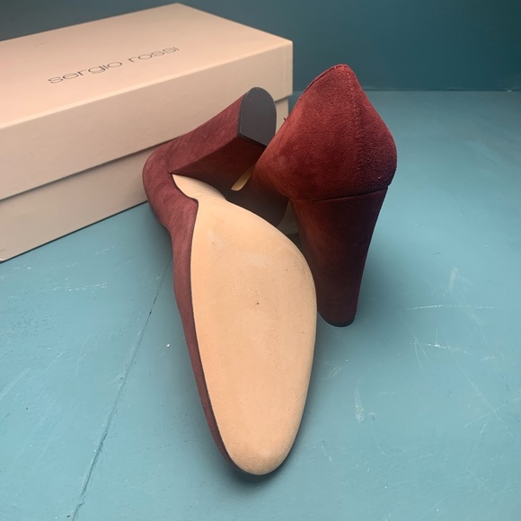 Sergio Rossi Suede Pumps - Picture 9 of 10